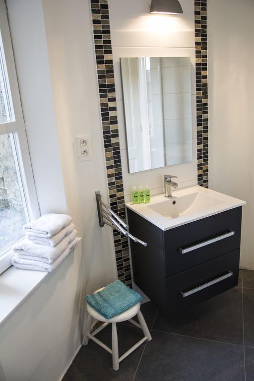 Entre Deux Pays Apartments Spa Phòng bức ảnh